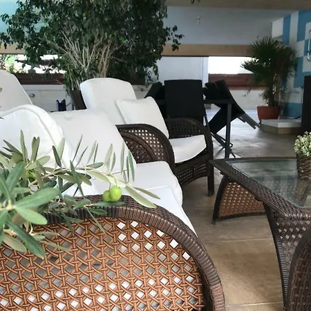 Mystra Place Apartment *